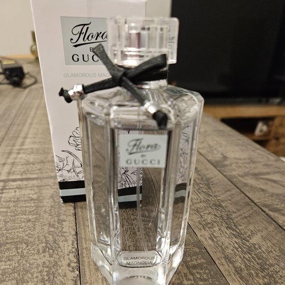 Gucci Glamorous Magnolia 100ml - Picture 3 of 5